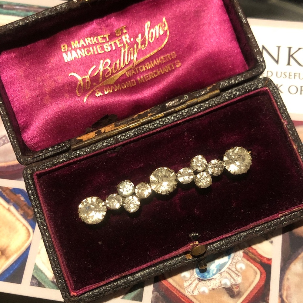 Edwardian paste brooch